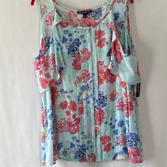 NWT Zac & Rachel Size 2X Cold Shoulder Floral Top - Picture 2 of 16